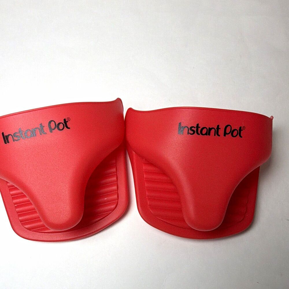 Instant Pot Red Silicone Non-Slip Mini Oven Mitts Set of 2, Solid/Plain